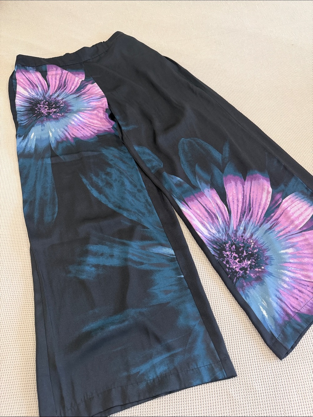 INC International Concepts Black Wide Leg Pants with Purple Floral Print